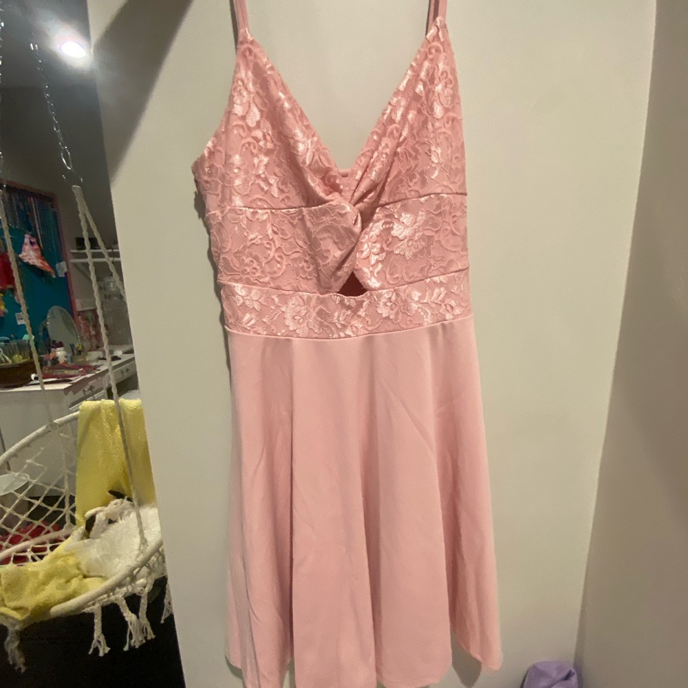Size: M Color: light pink - Picture 2 of 3